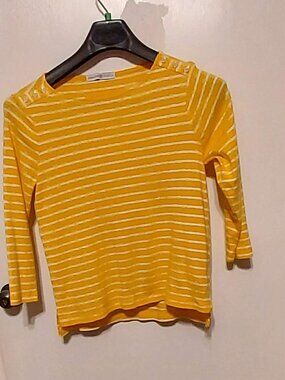 Signature Collection Womans Yellow & White Top M !00% Cotton Pretty Gold Buttons